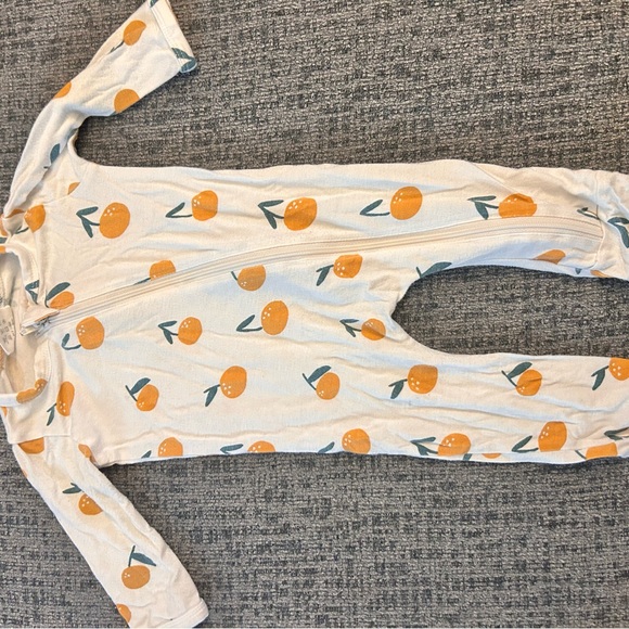 Spearmint love Orange Print Baby Onesie - Picture 1 of 3